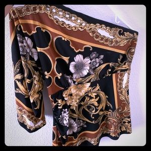 Cute off the shoulder cache shirt